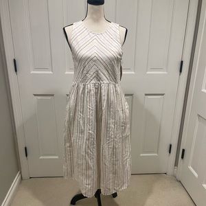 True Craft rainbow and white striped sundress. NWT. Large. Pockets! Buttons!